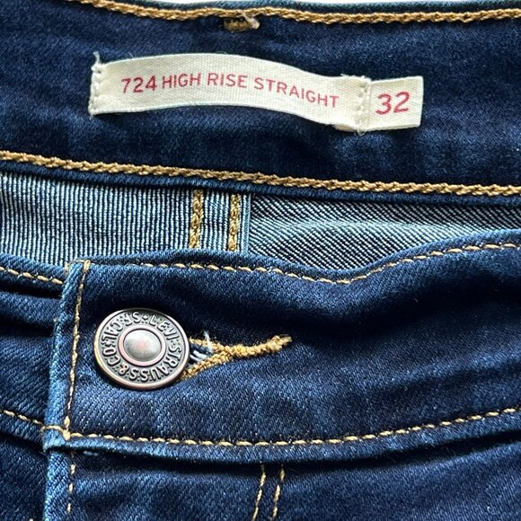 Deep Blue Denim 724 High Raise Straight Levis Size 32, 14. - Picture 11 of 11